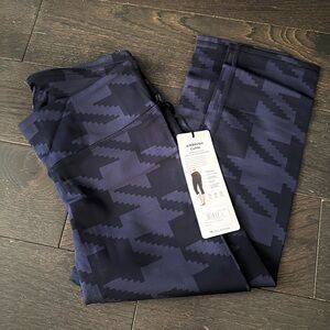ALO Yoga Navy Patterned Cropped Leggings